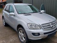Gebraucht Mercedes ML280 190 PS (139 kW) 2005 Silber SUV