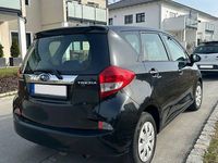 Gebraucht Subaru Trezia Active 99 PS (72 kW) 2011 Schwarz Kleinwagen