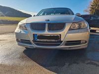 Gebraucht BMW 330 Basis 272 PS (200 kW) 2007 Silber Limousine