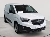 Gebraucht Opel Combo 102 PS (75 kW) 2024 Kaolin weiß Van / Kleinbus