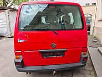 Second-hand VW Multivan Highline 102 CP (75 kW) 2002 Roșu Monovolum