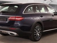 Gebraucht Mercedes E220 All-Terrain 194 PS (142 kW) 2022 Blau Kombi