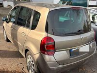 Gebraucht Renault Modus Night&Day 88 PS (64 kW) 2012 Beige Van / Kleinbus