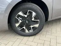 Neu Nissan Townstar Tekna 131 PS (96 kW) 2026 Grau Kombi