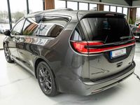 Gebraucht Chrysler Pacifica Limited 291 PS (214 kW) 2024 Grau SUV
