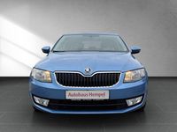 Gebraucht Skoda Octavia Ambition 140 PS (102 kW) 2015 Blau Limousine