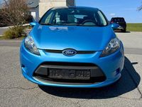Gebraucht Ford Fiesta Trend 82 PS (60 kW) 2009 Blau Kleinwagen