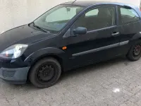 Second-hand Ford Fiesta 60 CP (44 kW) 2007 Negru Hatchback