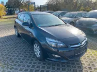 Gebraucht Opel Astra 136 PS (100 kW) 2014 Schwarz Kombi