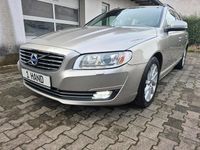 Gebraucht Volvo V70 181 PS (133 kW) 2015 Beige Kombi