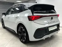 Gebraucht Cupra Born 150 kW (204 PS) 2022 Eisweiß Kleinwagen