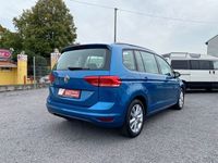 gebraucht VW Touran 1.6 TDI SCR*PANORAMA*NAVIGATION*ACC*PDC