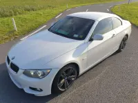 Gebraucht BMW 335 Cabriolet Executive 306 PS (225 kW) 2011 Weiß Cabrio