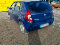 Gebraucht Dacia Sandero 80 PS (58 kW) 2009 Blau Kleinwagen