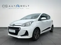 Gebraucht Hyundai i10 Style 87 PS (63 kW) 2019 Weiß Kleinwagen