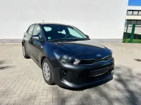 Gebraucht Kia Rio 84 PS (61 kW) 2018 Grau Limousine