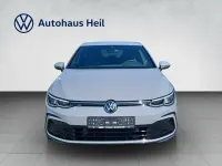 Gebraucht VW Golf VIII R-line 131 PS (96 kW) 2023 Grau Limousine