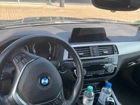 Gebraucht BMW 218 136 PS (100 kW) 2018 Grau Cabrio