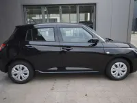 Gebraucht Suzuki Swift Club 83 PS (61 kW) 2026 Super black pearl Kleinwagen