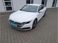 Gebraucht VW Arteon Basis 150 PS (110 kW) 2018 Weiß Limousine