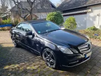 Second-hand Mercedes E200 184 CP (135 kW) 2011 Negru Cabrio