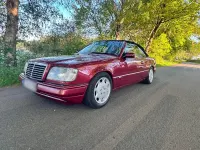 Gebraucht Mercedes E220 Sportline 150 PS (110 kW) 1995 Rot Cabrio