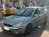 Usata Ford Focus 110 CV (80 kW) 2002 Argento Coupé