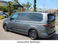 Gebraucht VW T7 150 PS (110 kW) 2024 Grau Van