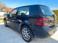 Gebraucht VW Golf IV 75 PS (55 kW) 2002 Schwarz Kleinwagen