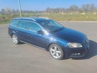 Gebraucht VW Passat Highline 140 PS (102 kW) 2012 Blau Kombi