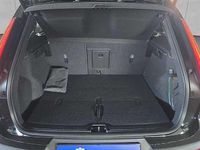 Gebraucht Volvo XC40 120 PS (88 kW) 2025 SUV