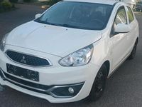 Gebraucht Mitsubishi Space Star 71 PS (52 kW) 2016 Weiß Kleinwagen