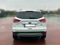 Gebraucht Ford Kuga Trend 120 PS (88 kW) 2016 Weiß SUV