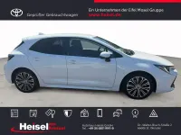 Gebraucht Toyota Corolla Hybrid 184 PS (135 kW) 2022 Weiß Limousine