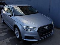 Gebraucht Audi A3 Premium 116 PS (85 kW) 2019 Silber Limousine