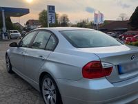 gebraucht BMW 320 i Automatik