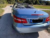 Gebraucht Mercedes E250 Avantgarde 204 PS (150 kW) 2010 Blau Cabrio