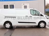 Gebraucht Ford Transit Custom 131 PS (96 kW) 2023 Frostweiß Van / Kleinbus