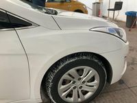 Gebraucht Hyundai i40 Edition 135 PS (99 kW) 2014 Weiß Limousine