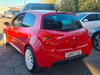 Gebraucht Renault Clio III 197 PS (144 kW) 2006 Rot