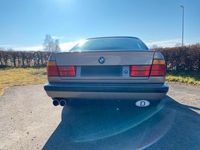 Gebraucht BMW 525 170 PS (125 kW) 1989 Silber Limousine