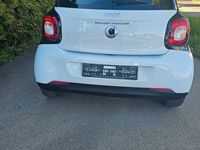 Second-hand Smart ForFour Passion 71 CP (52 kW) 2015 Alb Hatchback