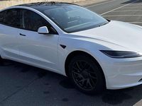 Gebraucht Tesla Model 3 Long Range RWD 235 kW (320 PS) 2024 Weiß Limousine