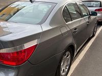Gebraucht BMW 520 Basis 170 PS (125 kW) 2004 Grau Limousine