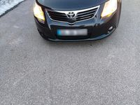 Gebraucht Toyota Avensis 126 PS (92 kW) 2010 Schwarz Kombi