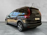 Neu Dacia Jogger Expression 101 PS (74 kW) 2025 Schwarz Van / Kleinbus