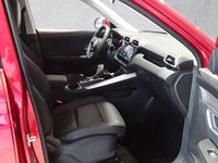 Neu MG ZS Luxury 102 PS (75 kW) 2025 Diamond red Limousine