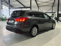 Usado Ford Focus Titanium 125 CV (91 kW) 2018 Gris Familiar