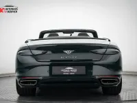 Neu Bentley Continental 782 PS (575 kW) 2025 Grün Cabrio