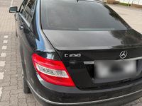 Gebraucht Mercedes C250 204 PS (150 kW) 2011 Schwarz Limousine